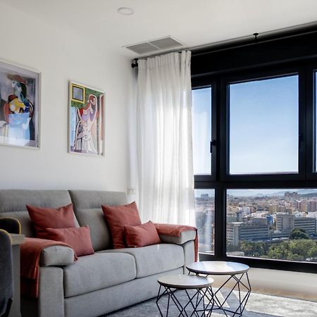 Urban Sky Apartment مالقة المظهر الخارجي الصورة