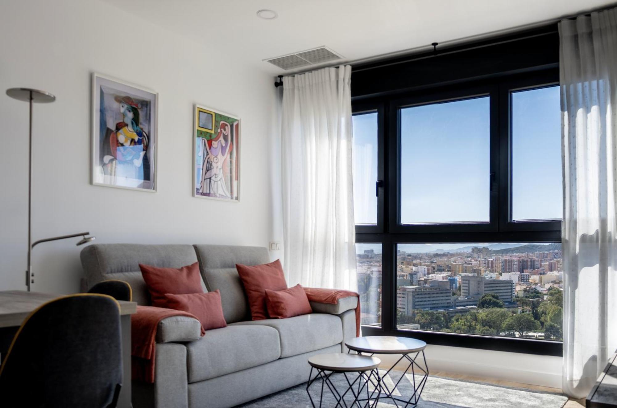 Urban Sky Apartment مالقة المظهر الخارجي الصورة