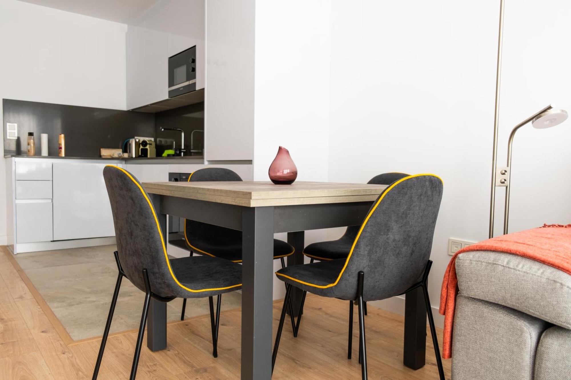 Urban Sky Apartment مالقة المظهر الخارجي الصورة