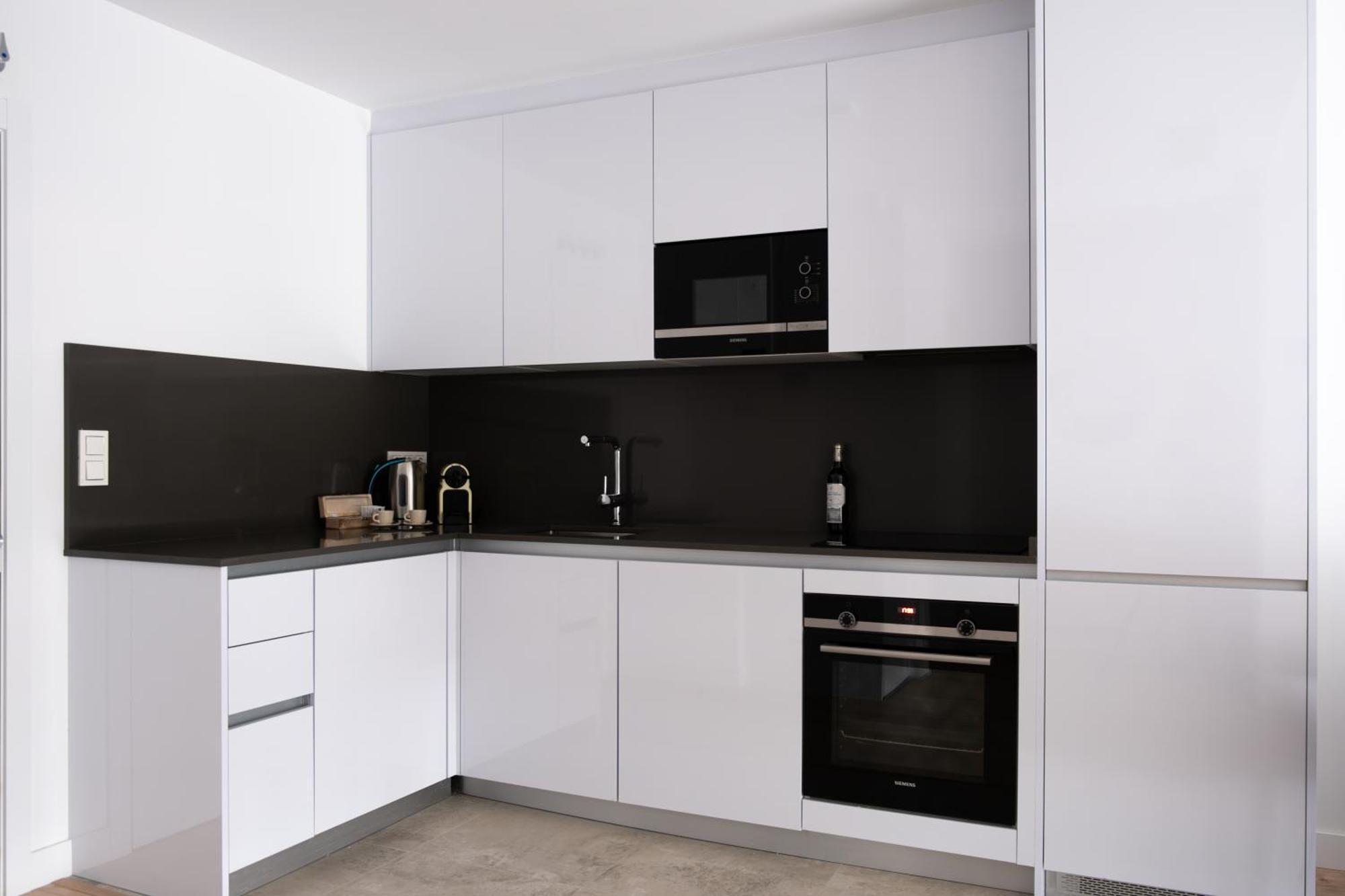 Urban Sky Apartment مالقة المظهر الخارجي الصورة