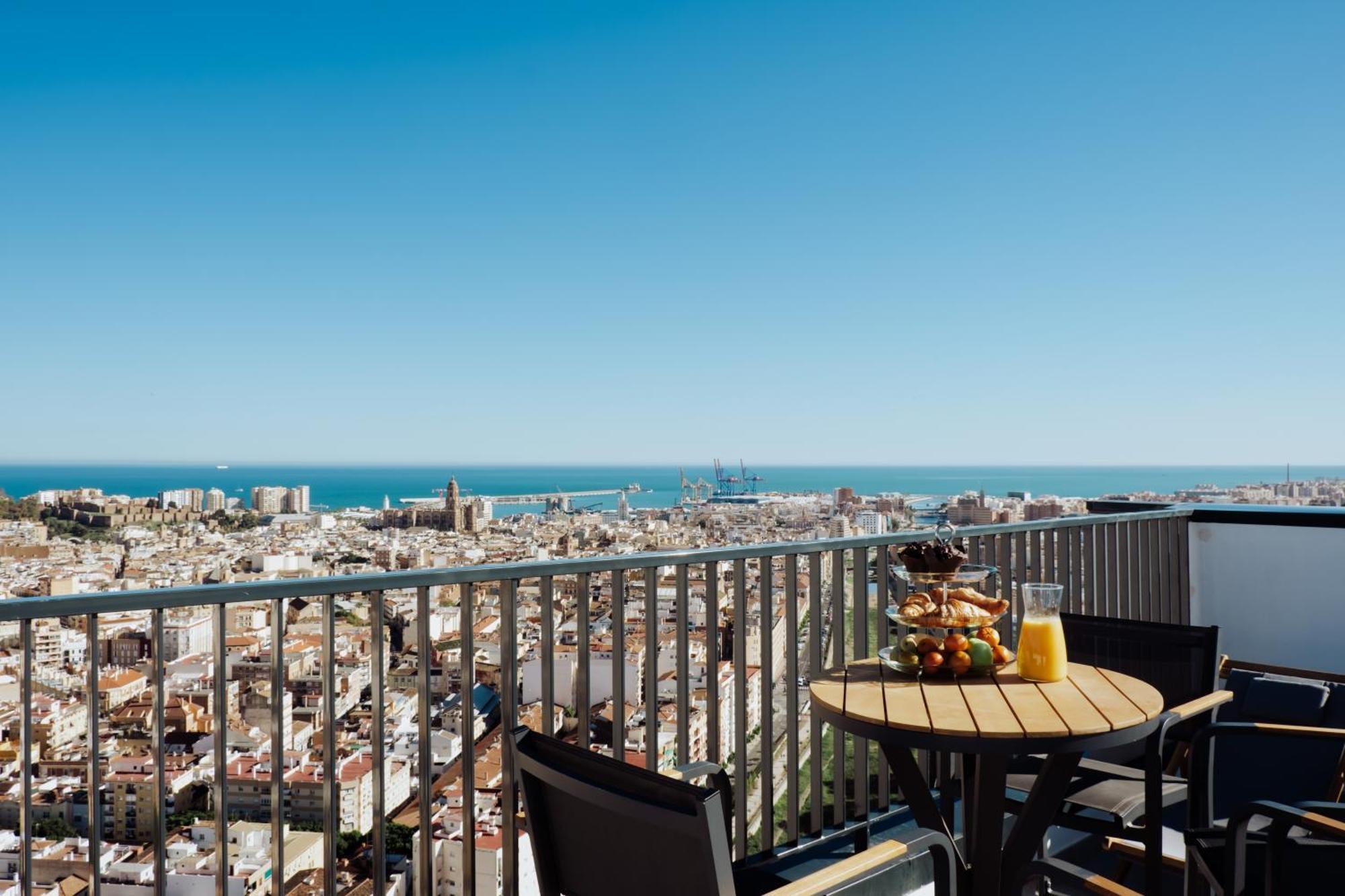 Urban Sky Apartment مالقة المظهر الخارجي الصورة